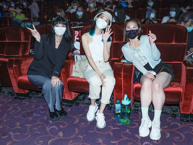木木（左起）、李沐、焦凡凡都到場支持。（羅永銘攝）