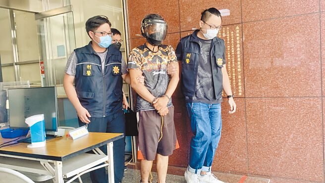 南投市男仲介命案，涉嫌行凶的泰国籍移工被警方逮捕。（廖志晃摄）