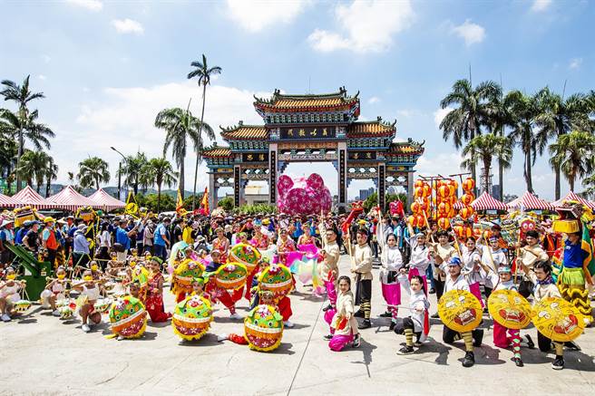 「义魄千秋-2022全国义民祭在新竹县」13日热闹开幕。（罗浚滨摄