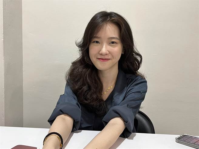 年仅23岁的陈紫渝宣布投入选战，由于她外型亮眼清新，仙气逼人，引发网友热烈讨论。（李奇叡摄）