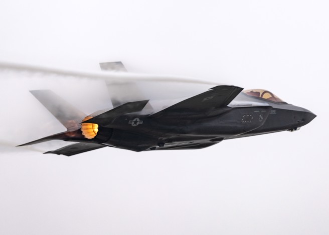 官員表示，若美國空軍決定取消F-35的AETP發動機計畫，恐讓相關工業基礎面臨崩潰。（示意圖／美國空軍）