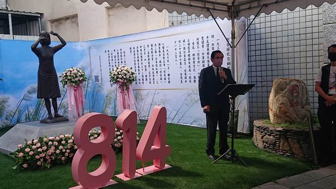 前总统马英九参加国际慰安妇日追思会，细数日军对慰安妇暴行，要求蔡英文兑现承诺，向日本争取正式道歉与求偿。（程炳璋摄）