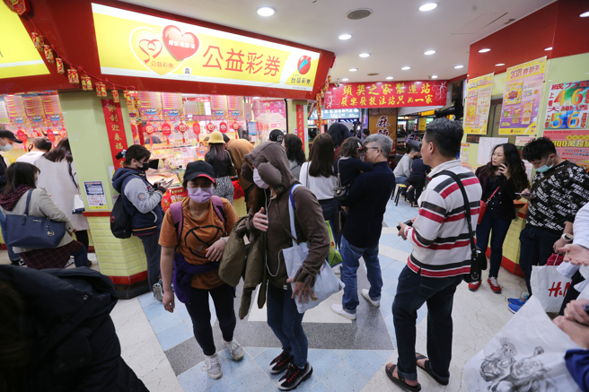 本周O型的生肖鼠有財神爺眷顧，各類樂透、抽獎都可以放膽嘗試。（示意圖／資料照）