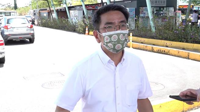 宜兰市长江聪渊指出，转运站如没有300个停车位，恐降低民眾搭乘大眾交通运输的意愿。（宜兰市公所提供／吴佩蓉宜兰传真）