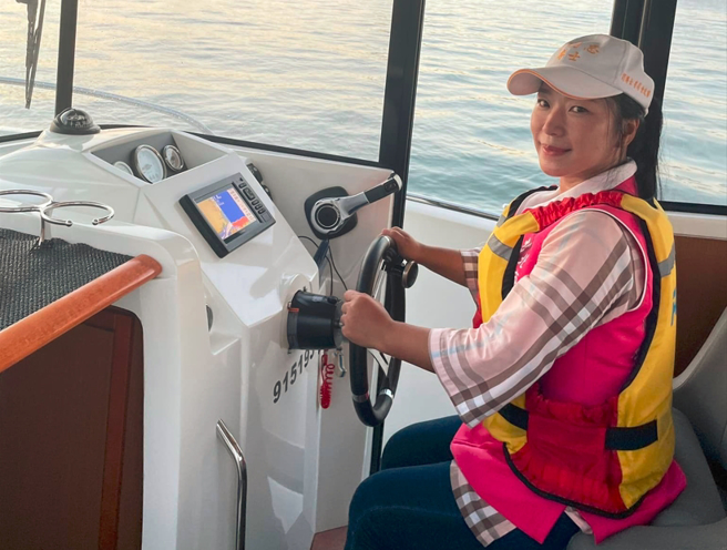 彭莉惠倡議以運動專班培養帆船選手，將是新北市「向海洋致敬」的具體表現。（圖／取自彭莉惠臉書）