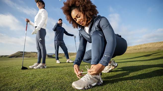 CODECHAOS 22 LE＋鞋款15日起在全球部分零售门市限定贩售。（adidas Golf提供）