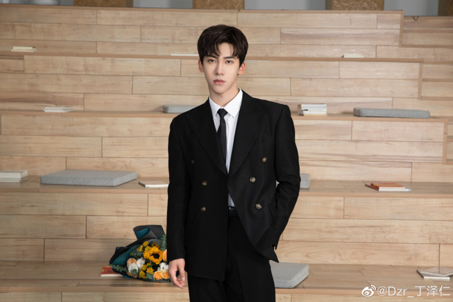 丁泽仁「唯一的姐」意外成为网路流行用语。（图／微博@Dzr_丁泽仁）