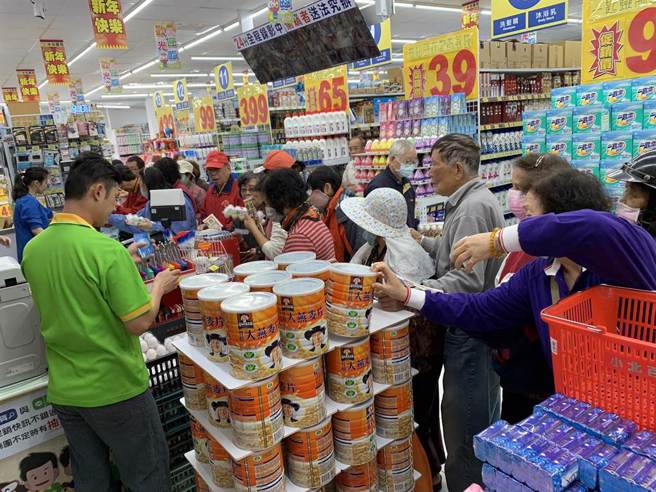 网友分享小北百货2项优点，引起共鸣与讨论。（资料照／柯宗纬摄）