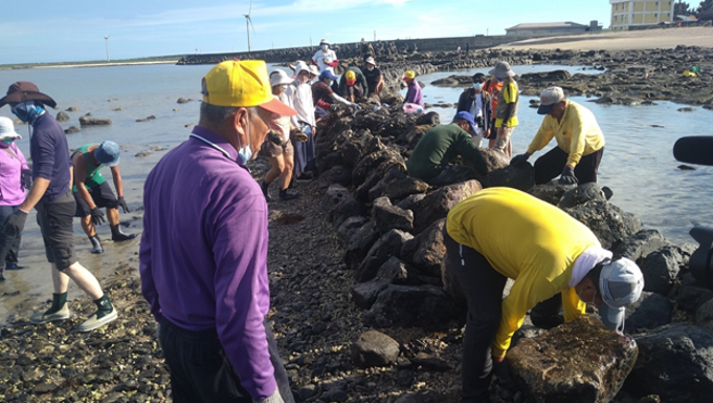 南大师生参访石沪建造与修护。（照片/国立臺南大学提供）