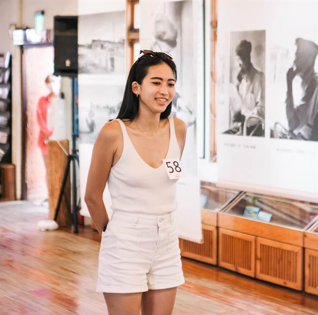 今年「半岛歌谣祭」很时尚，由华裔设计师Daniel Wong设计走秀服饰，并公开徵选模特儿，于10月以时装秀《岛屿狂想曲 Island Rhapsody》呈现传统文化新面貌。（谢佳潾摄）