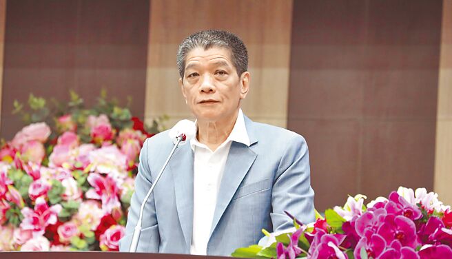 南投縣議會議長何勝豐針對論文風波表示，別人怎麼說他都沒意見。（南投縣議會提供／廖志晃南投傳真）