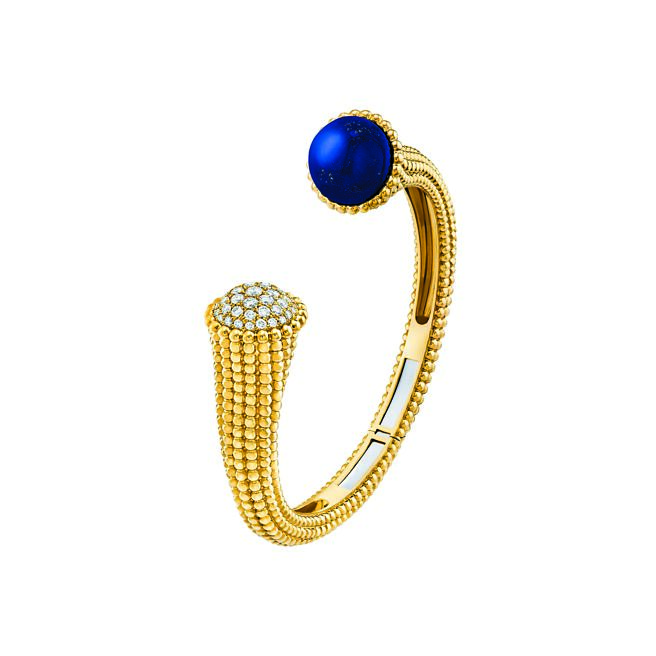 梵克雅宝Perlee couleurs青金石手鐲，65万元。（Van Cleef ＆ Arpels提供）