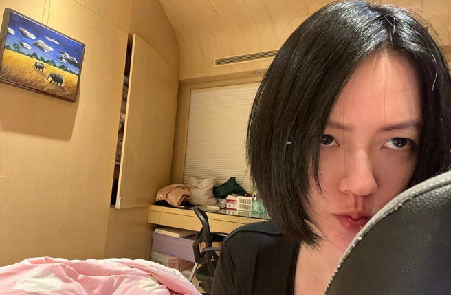 小S深夜突发文，喊话遇上噁心的蟑螂与老鼠，扬言「我可能放弃这个家」。(翻摄自小S 徐熙娣脸书)