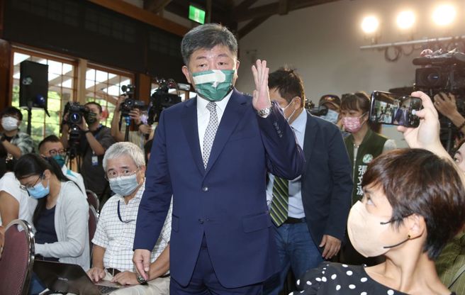 民進黨台北市長參選人陳時中17日在大巨蛋政策方針記者會中表達對大巨蛋的態度。（姚志平攝）