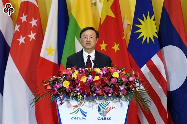 日本國家安全保障局長秋葉剛男考慮近日訪問中國，與中共中央外事委辦主任楊潔篪（見圖）舉行會談。（資料照／中新社）