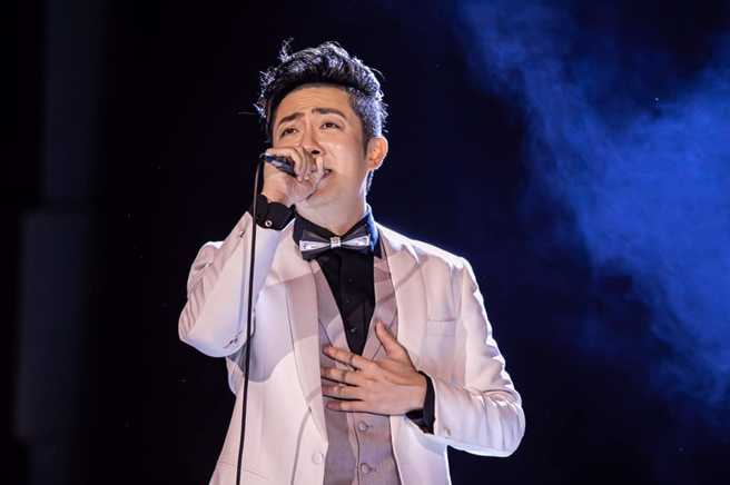 艾成今日午间惊传坠楼。(图/艾成 脸书)