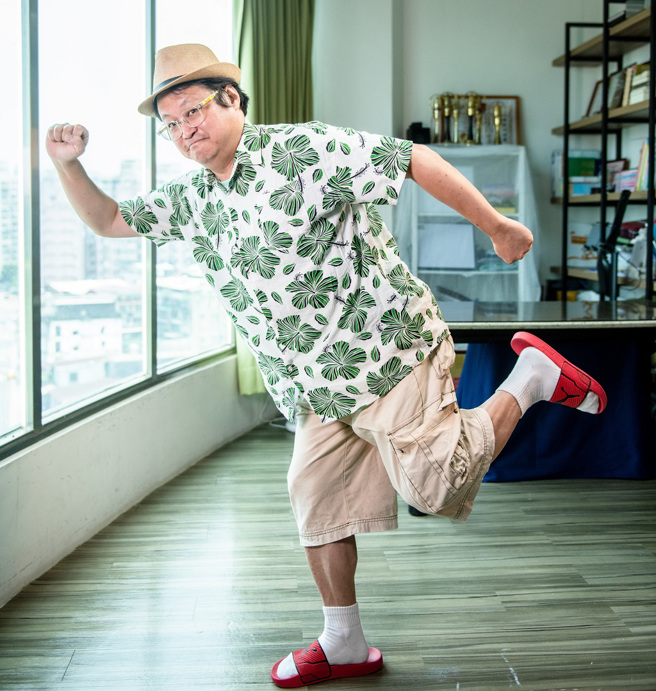 兒童天王趙自強率領如果劇團與林口公所合辦親子健行活動。（圖／新北市政府林口區公所提供）