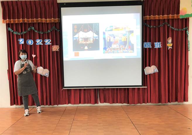 李其说，成长环境没法自己决定，但他人的否定是促使自己前进的动力，希望家扶儿能够勇于挑战自我，走出属于自己的路。(家扶提供／吴建辉彰化传真)