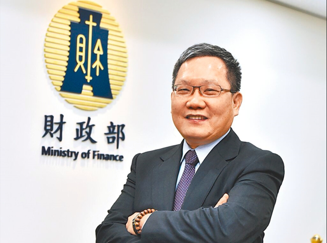 财政部长苏建荣自豪截至去年底总预算实质还债共约3,700亿余元，国家财政更具韧性。（资料照）