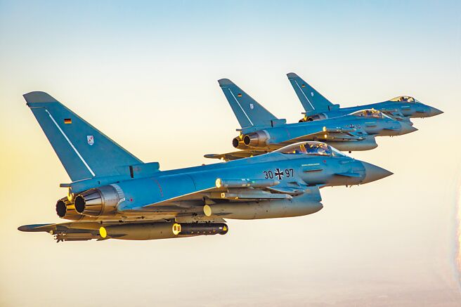 德國將與多國舉行「疾速太平洋2022」空中聯合軍演。圖為德國空軍的颱風式戰鬥機。（摘自德國空軍官網）