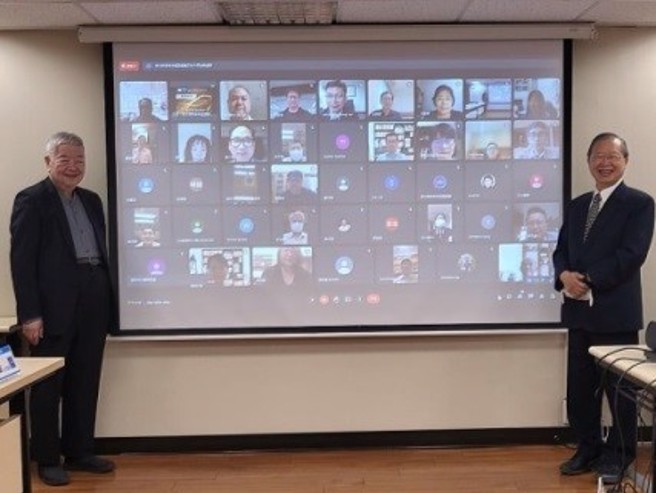 2022年ACCBE「授證儀式暨推動經驗分享會」大合照。(照片/龍華科技大學提供)