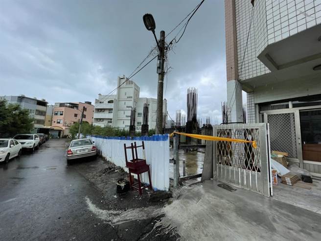 屏東恆春傳工安意外，營造公司經理巡視工地疑失足溺斃。（民眾提供／謝佳潾屏東傳真）