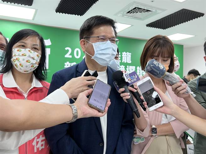 林佳龙听闻叶元之的说法，反呛「比喻不伦不类」、「歪理」。（李奇叡摄）