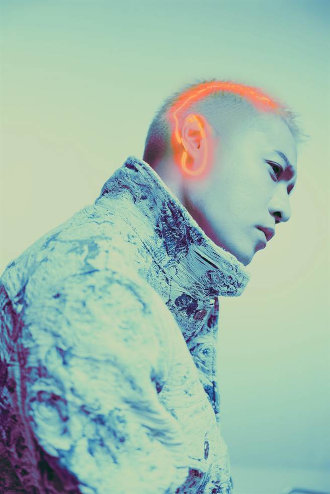 周汤豪宣布将首度登上台北小巨蛋开唱，心情兴奋期待。（环球音乐提供）