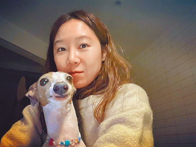 孔晓振2年姊弟恋开花结果，昨开心证实结婚喜讯。（摘自IG）