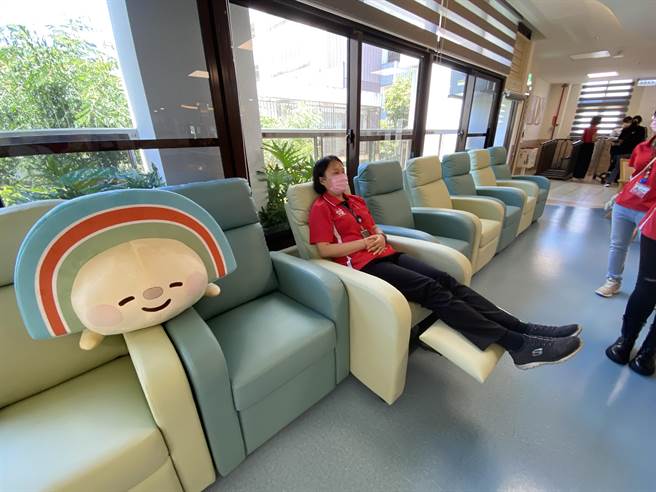 中華聖母基金會聖仁失智照護家園的日照中心空間。（廖素慧攝）