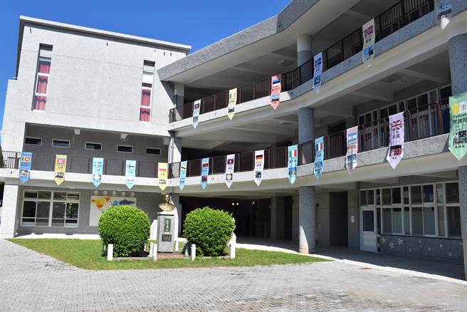 苗栗县公馆国中是县府推展国际教育中心。（谢明俊摄）