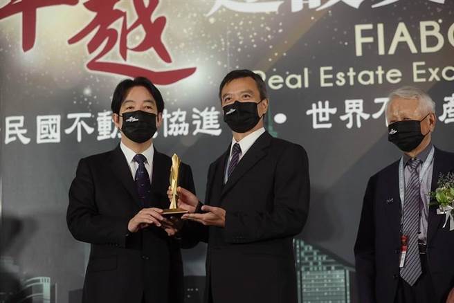 赖清德：因应气候变迁，建筑要有韧性、抗旱、耐寒 具节电及居住舒适。总统府提供