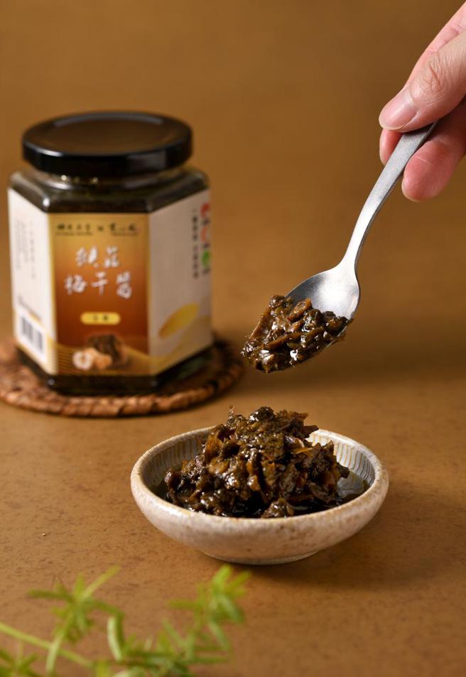 （佛光大學與寬心園今年8月再度攜手合作，推出美味健康新醬料搶市！圖／業者提供）