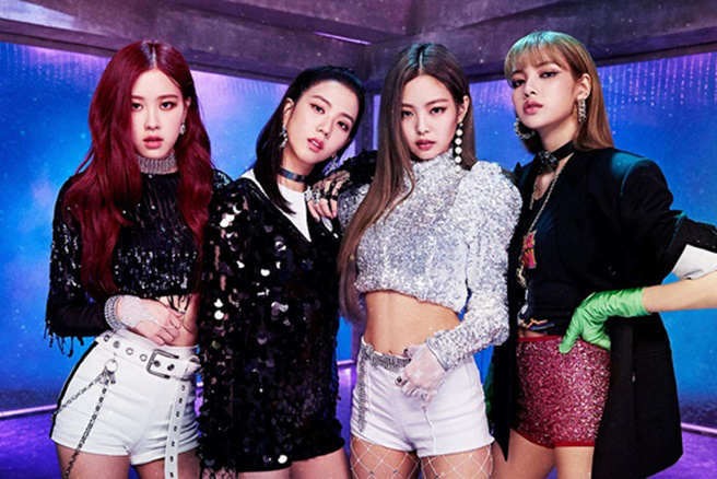 BLAKCPINK时隔2年盛大回归，释出专辑首波单曲《Pink Venom》。（图／翻摄自 BLACKPINK FACEBOOK）