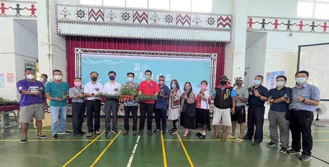 台灣電力公司20日在蘭嶼舉辦2022年環境生態復育「蘭嶼蘭花回娘家」。（莊哲權攝）