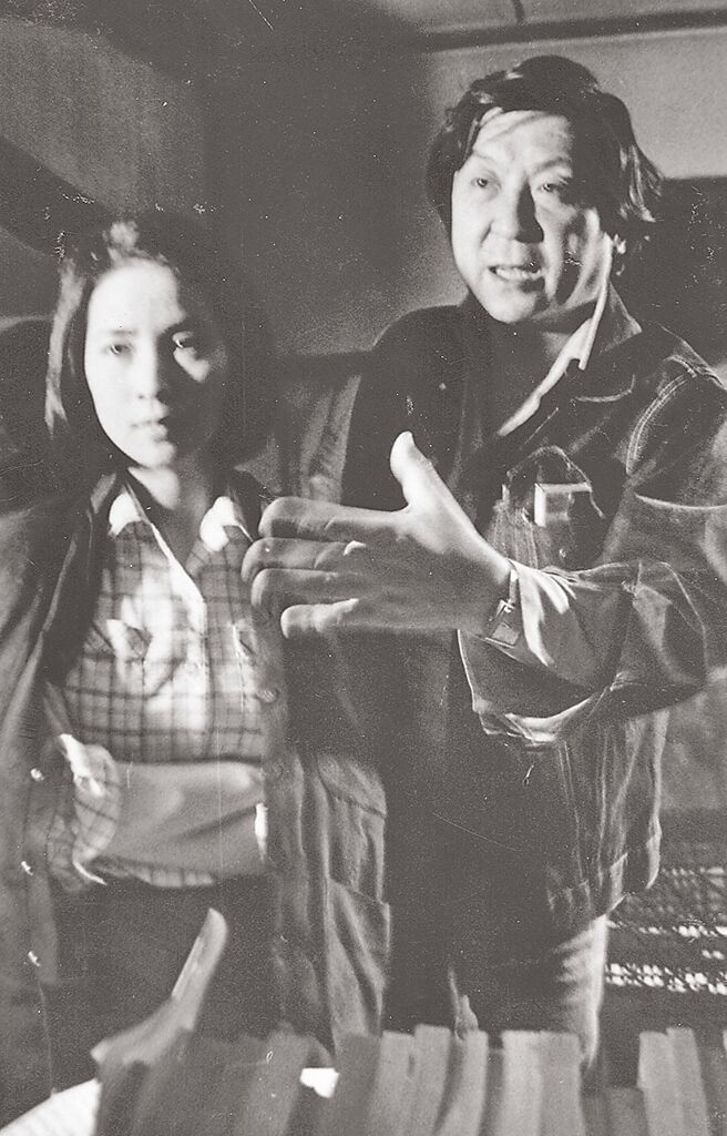 李行（右）生前与林凤娇师徒情深。（资料照片）