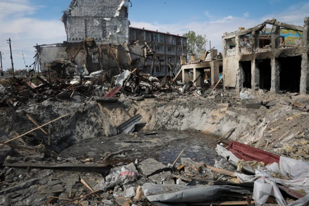俄罗斯对敖德萨地区发动飞弹袭击，据说摧毁的是海马斯的储存库。图/美联社(photo:ChinaTimes)