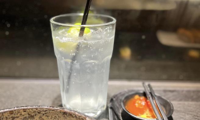 蔺奕》总有一个你随时可以打扰的人。（爱传媒提供）