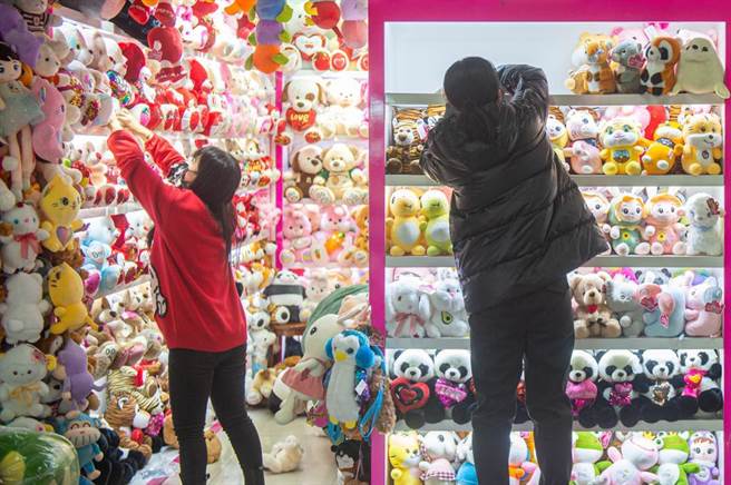 图为2022年2月，义乌中国小商品城开市营业。（资料照／新华社）