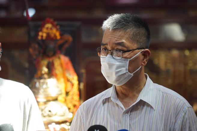 近來陸續發生民眾遭詐騙至柬埔寨、泰國、緬甸等國的人口販運案件，內政部長徐國勇（圖）21日在士林受訪表示，政府跨部會合作積極營救被害民眾，對非法行為一定偵辦到底，絕不手軟。（圖/ 中央社）