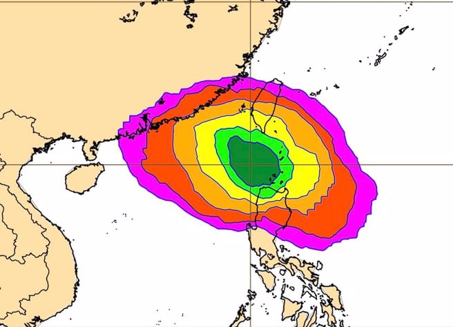 贾新兴分享，热低压成形后发展为颱风的机率已大幅提升。（翻摄脸书）