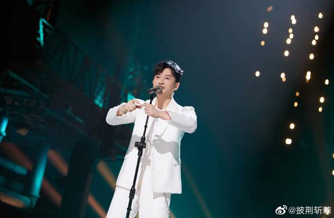 蘇有朋登上選秀節目《披荊斬棘》。（圖／取材自披荊斬棘微博）