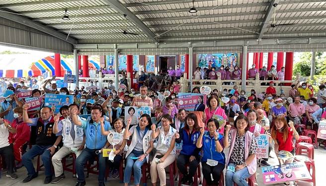 柯志恩認為對於政府不合理的作為，她與柯文哲的看法、理念相近，雙方在共同的政策目標之下，在野黨可以一起合作、努力。（柯志恩競選團隊提供／洪浩軒高雄傳真）