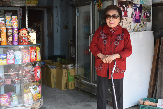 阿婆湾国骂阿嬷陈富因干谯车友出名，日前身体不适引起广大车友集气加油，昨日已出院休养。（中时资料照）