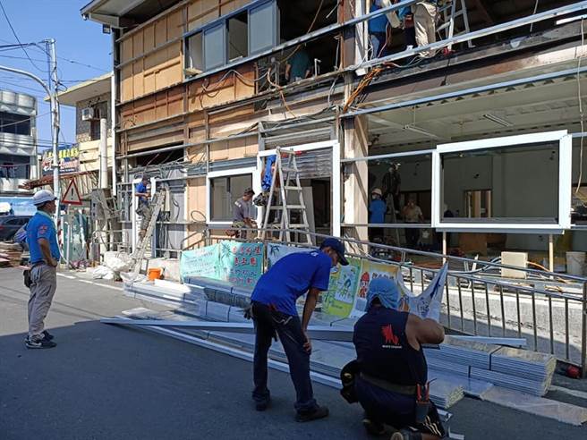 云林县口湖乡蚵寮学堂烧毁，希望义工团助重建。（陈玉钗提供／张朝欣云林传真）