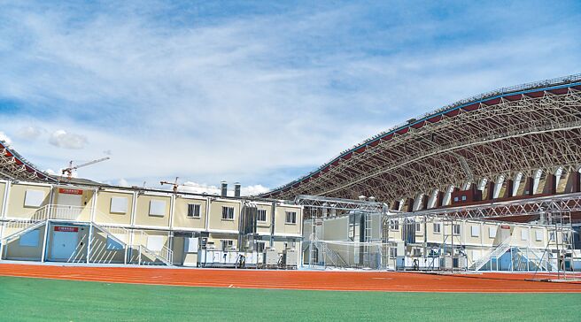 西藏建成三家方舱医院，主要收治新冠肺炎无症状感染者和轻症病例。（新华社）