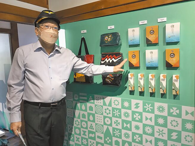 潘孟安说，县政亮点特展是将胜利137空间融入车站构想，让参观者想像化身成旅人前来「胜利站」搭乘未来号。（谢佳潾摄）