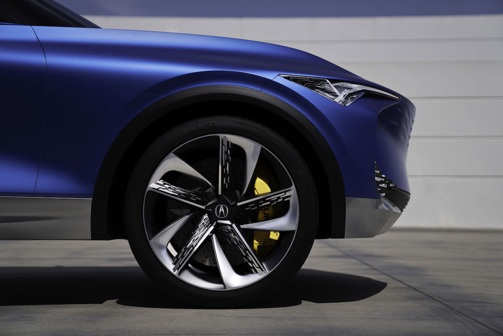 進入電氣化世代首部曲，ACURA Precision EV 概念車圓石灘車展亮相、未來定名 ZDX !（圖/CarStuff）