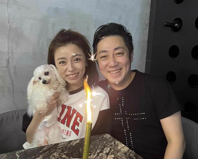 王瞳在经歷艾成过世后，首度发声。(图/脸书)