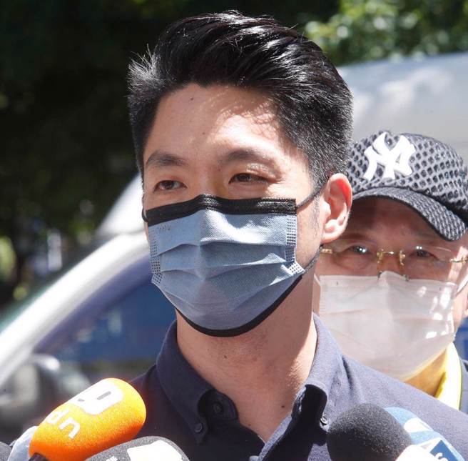 國民黨台北市長參選人蔣萬安痛批，民進黨現在不要張飛打岳飛，不易混淆視聽轉移焦點。（本報資料照片）